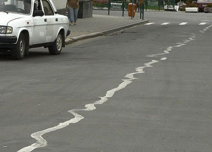 Ravna crta očito nije najkraći put između dvije točke