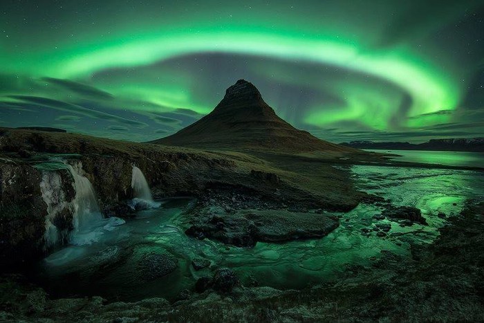 Aurora borealis iznad Islanda