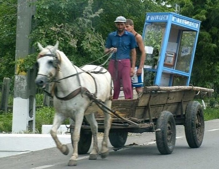 Mobilni telefon prve generacije