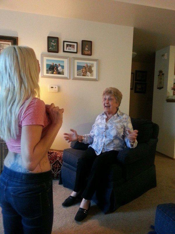 Pomognite nam smisliti naslov za ovu sliku!