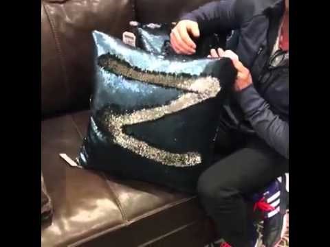 Svijet totalno podivljao za jastucima koji mijenjaju boju!