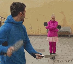 GIF Potrebno je apsolutno vjerovati osobi za ovako nešto