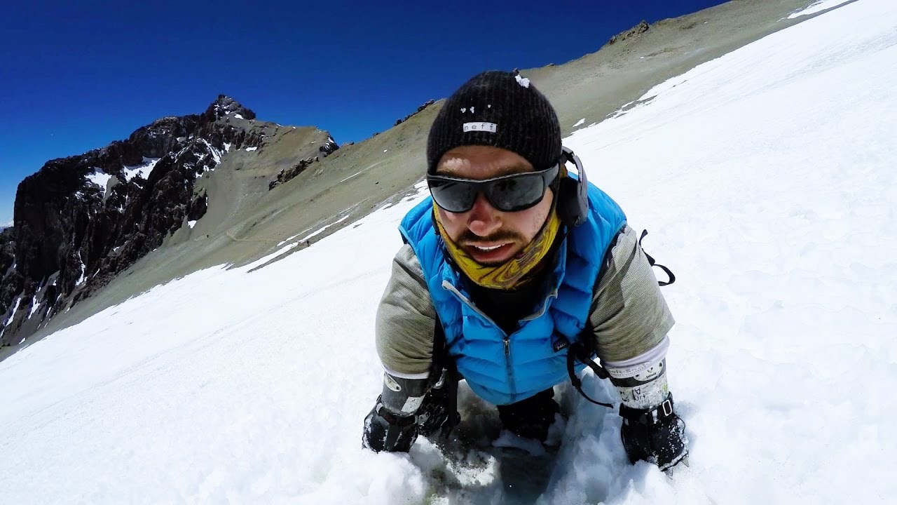 NEVJEROJATAN KARAKTER Bez ruku i nogu osvaja najviše vrhove svijeta!