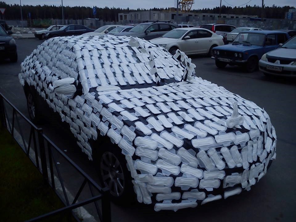 Ne igrajte se sa ženama u PMS-u, pogledajte što su u stanju učiniti kad su ljute!