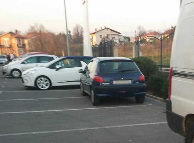 Šta, pa između dvije crte je, u čemu je problem?