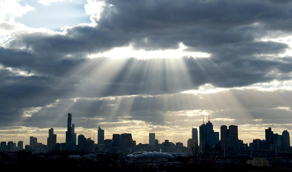 Nebo se sprema progutati Melbourne