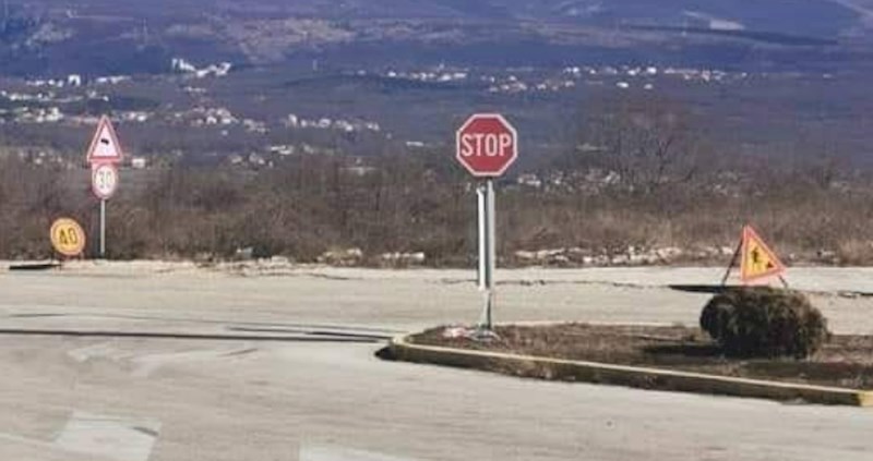 Ekipa umire od smijeha na ovu fotku iz Imotskog, vidite li u čemu je problem?