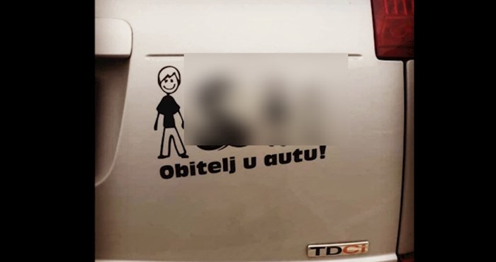 Je li ovo najbezobraznija naljepnica za auto ikad? Definitivno se neće svidjeti ženama