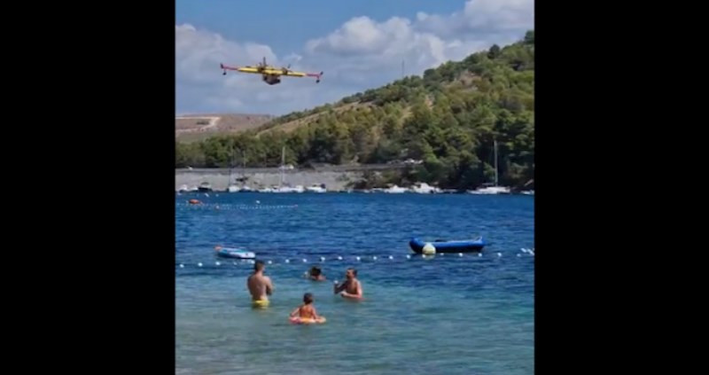 Nevjerojatne snimke iz Hrvatske opet obilaze svijet, morate vidjeti gdje kanaderi uzimaju more