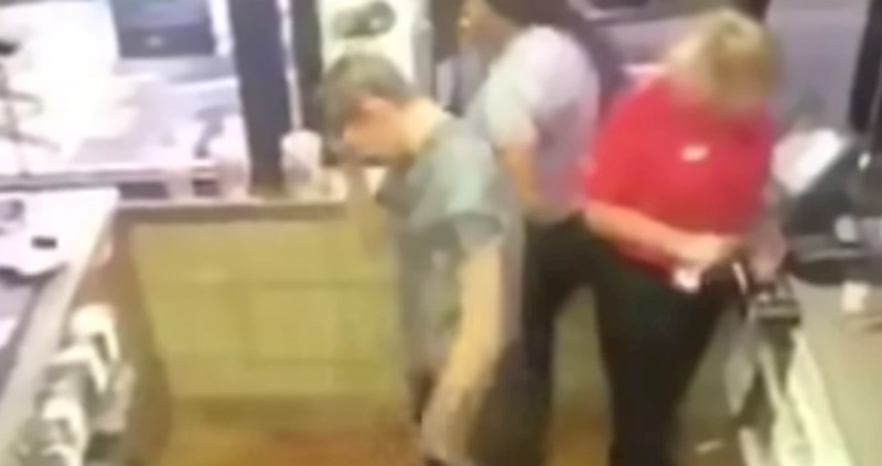 Viralna snimka iz SAD-a: Tip nije imao baš uspješan prvi dan na poslu, morate vidjeti što je izveo