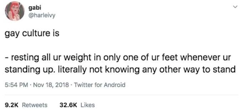 Gay stvar je uvijek i u svakoj situaciji držati punu težinu samo na jednoj nozi