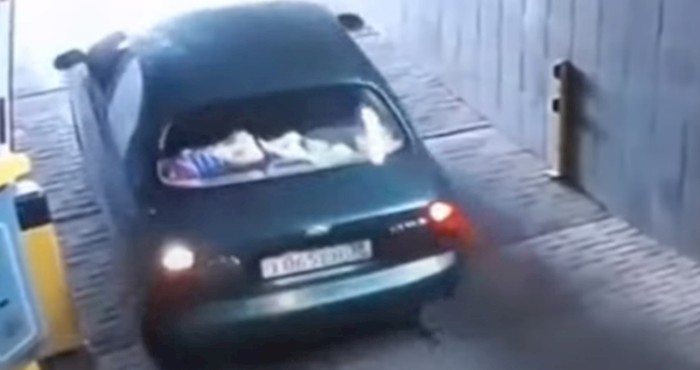Je li ovo najgori vozač ikad? Morate vidjeti ovu borbu s rampom