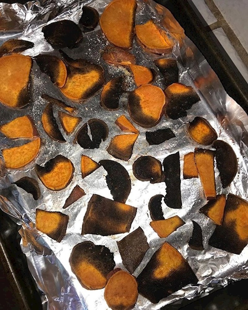 Ono kad pokušate jesti nešto zdravo, no sudbina vam to ne dozvoli...