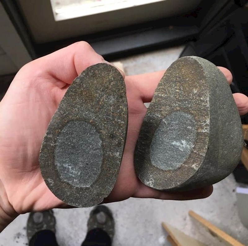 Kamen koji izgleda kao avokado