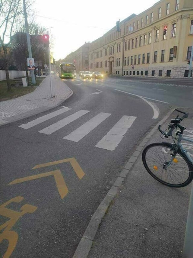 Biciklistička staza u krivom smjeru