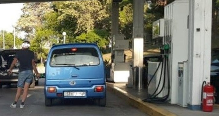 Tip u Splitu otišao po gorivo i postao hit na Facebooku. Odmah će vam biti jasno zašto