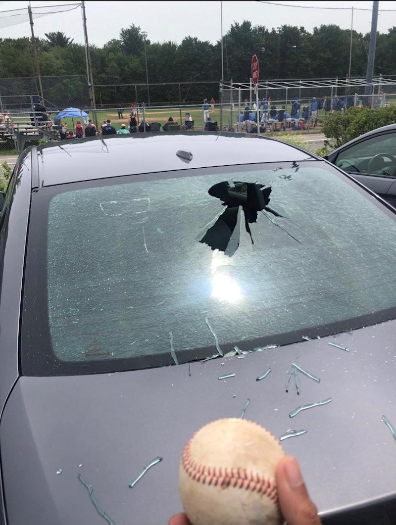 Bar može zadržati lopticu