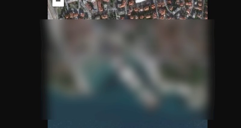 Fotka prikazuje kako bi izgledalo da je brod iz Sueza zapeo u Splitu