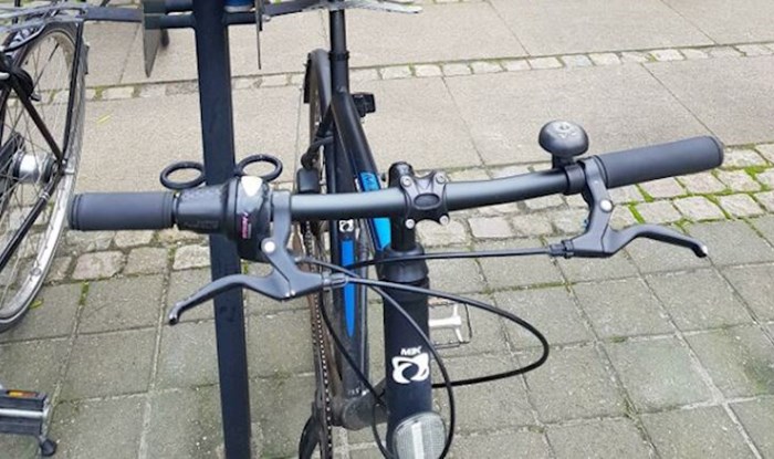 Parking za bicikle s genijalnim dodatkom