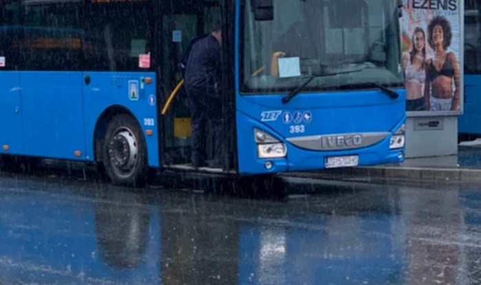 Fotka ZET-ovog autobusa zbunila ekipu u gradu, morate vidjeti što piše na displeju
