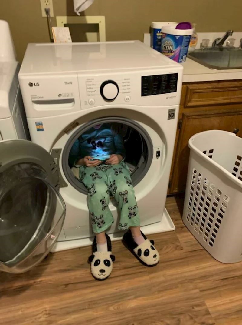 Dva sata je sjedio ovako