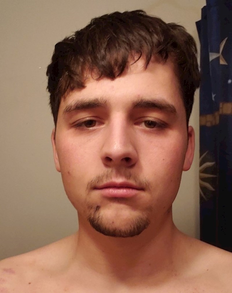 Nema šanse da pogodite koliko ovaj tip ima godina...