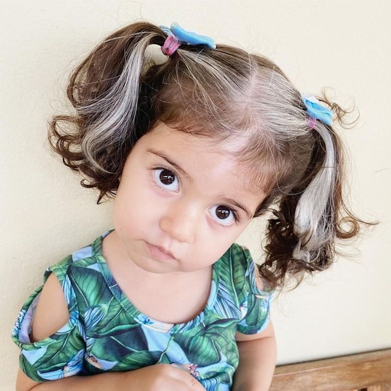 I jako je ponosna na svoju unikatnu kosu!