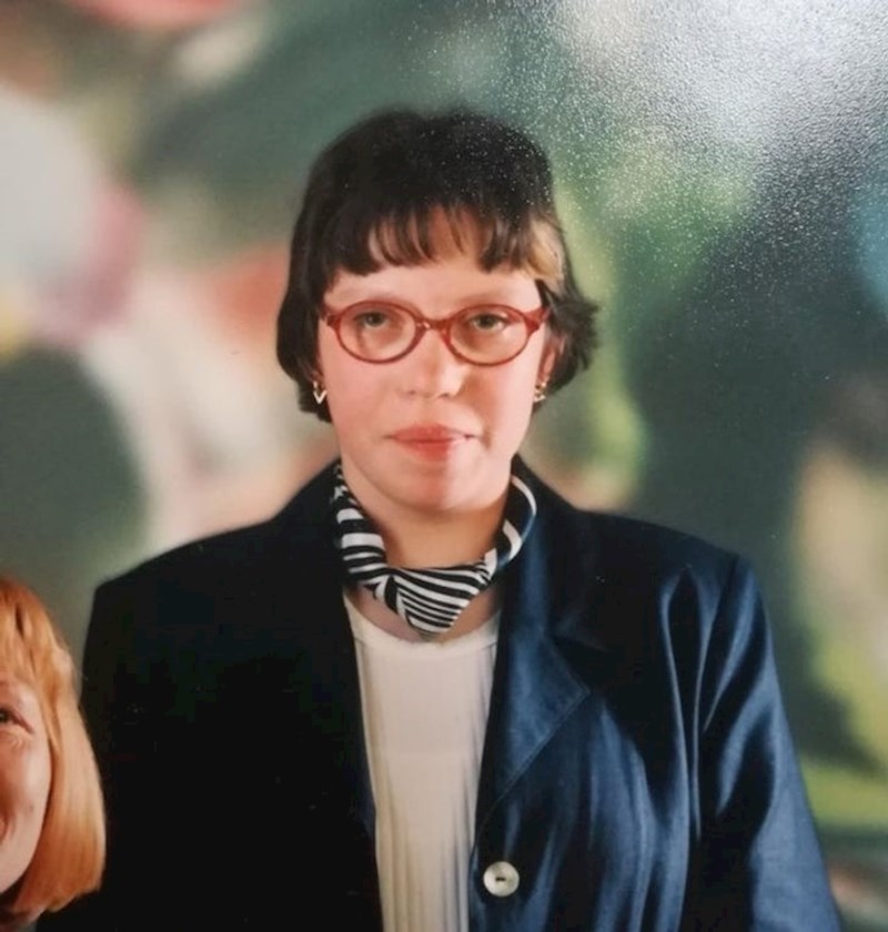 Moja prijateljica sa 14 godina izgleda kao 35 godišnja tajnica