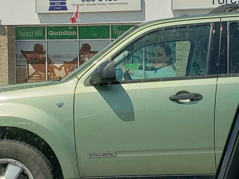 Iako tako izgleda na prvu, ovo auto u biti nema vozača