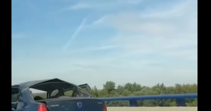 Teško je opisati kakav auto je tip snimio na autocesti u Srbiji, ovo jednostavno morate vidjeti