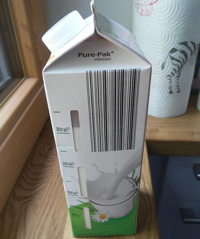 Karton mlijeka koji pokazuje koliko ga je ostalo