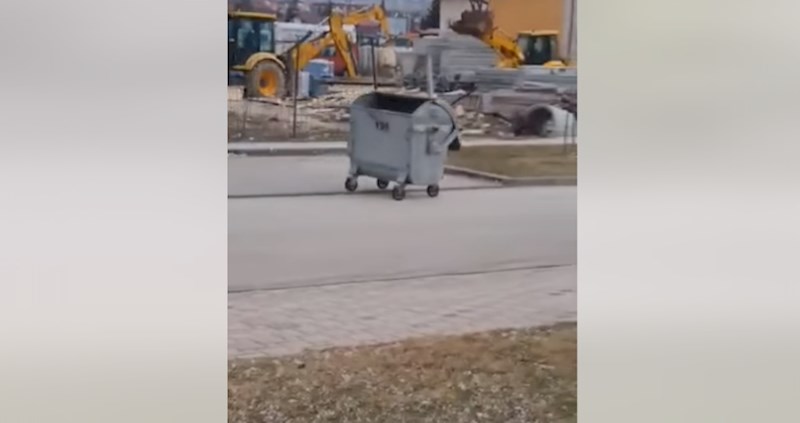 Snimka ovog kontejnera iz BiH je apsolutni hit na internetu, odmah će vam biti jasno zašto