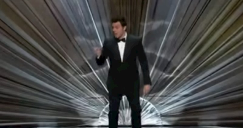 Chris Rock je ništa naspram njega: ovaj poznati komičar izveo je najgoru šalu u povijesti Oscara