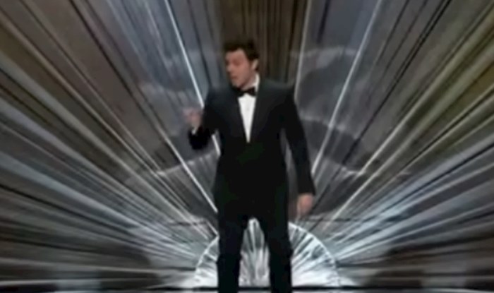Chris Rock je ništa naspram njega: ovaj poznati komičar izveo je najgoru šalu u povijesti Oscara