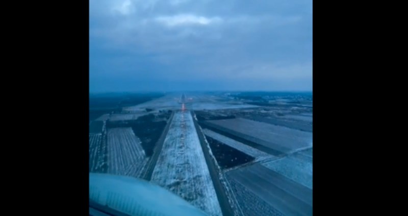 Hit video: Pogledajte kako izgleda slijetanje na snijegom prekriveni zagrebački aerodrom