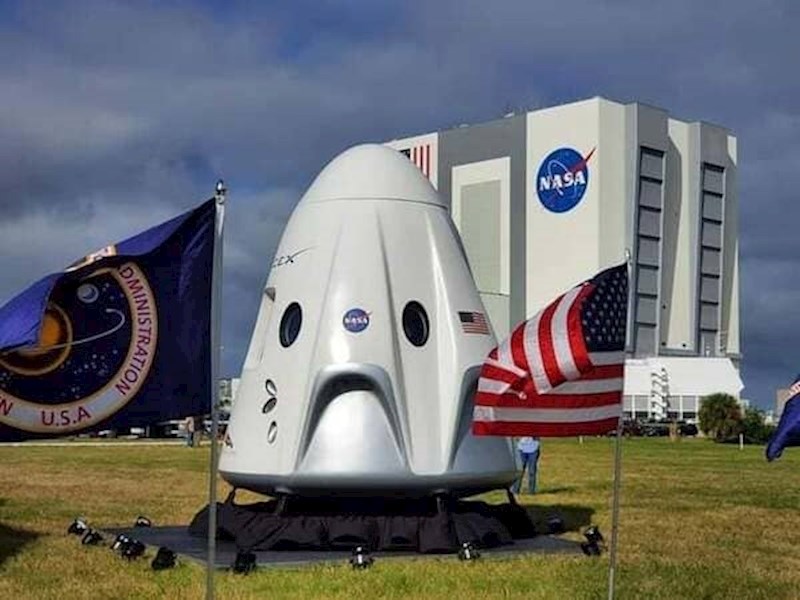 Raketa izgleda kao da je tužna što ide na Mjesec