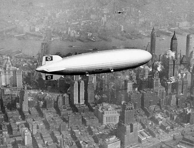Cepelin je letio iz Njemačke prema SAD-u, ovdje je snimljen iznad Manhattana