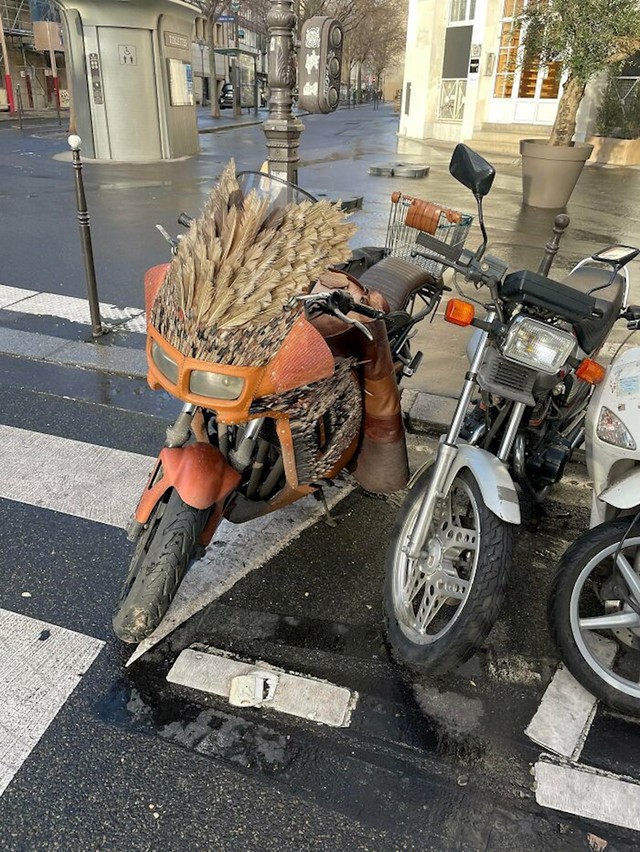 Indijanac na motoru