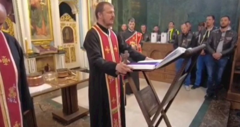 Svećenik iz Srbije je hit, ljudi ne vjeruju što je sve izgovorio na misi
