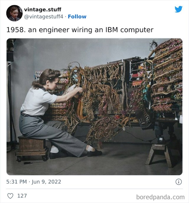 1958. inženjerka radi na IBM-ovom računalu