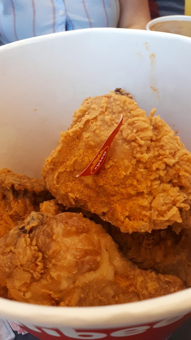 Tajlandski restoran stavlja zastavice na posebno ljute komade jela