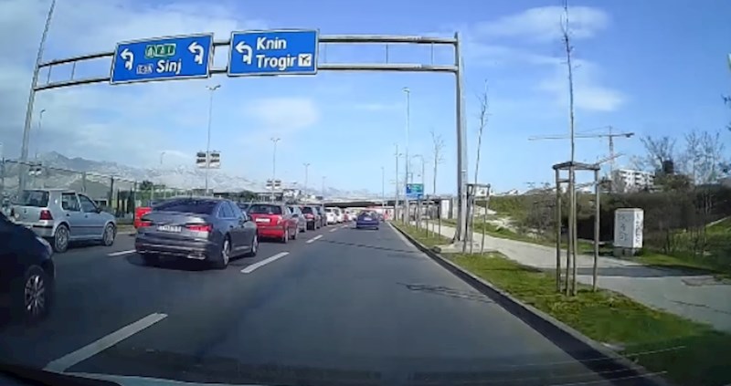 Prometni bezobrazluk mjeseca snimljen u Splitu: Samo gledanje videa će vas naživcirati