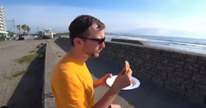 Tip je jeo sendvič kraj mora, morate vidjeti što se zatim dogodilo