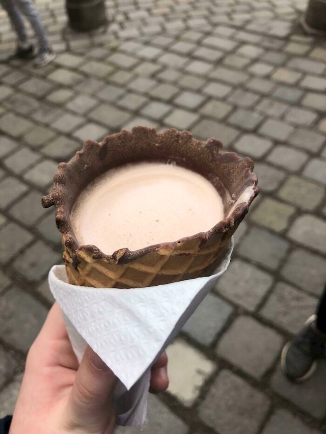 Vruća čokolada u kornetu