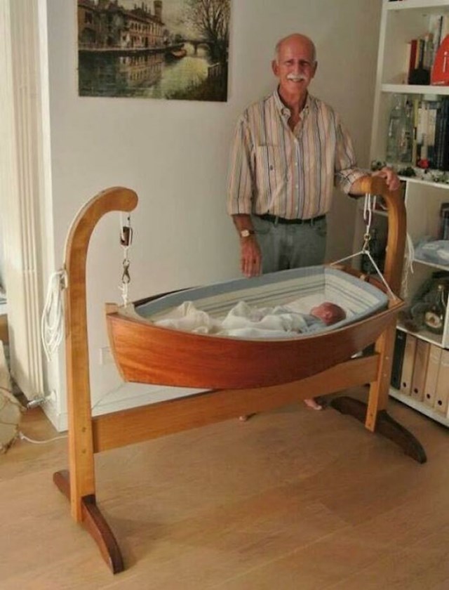 Djed je za svog unuka napravio unikatnu kolijevku