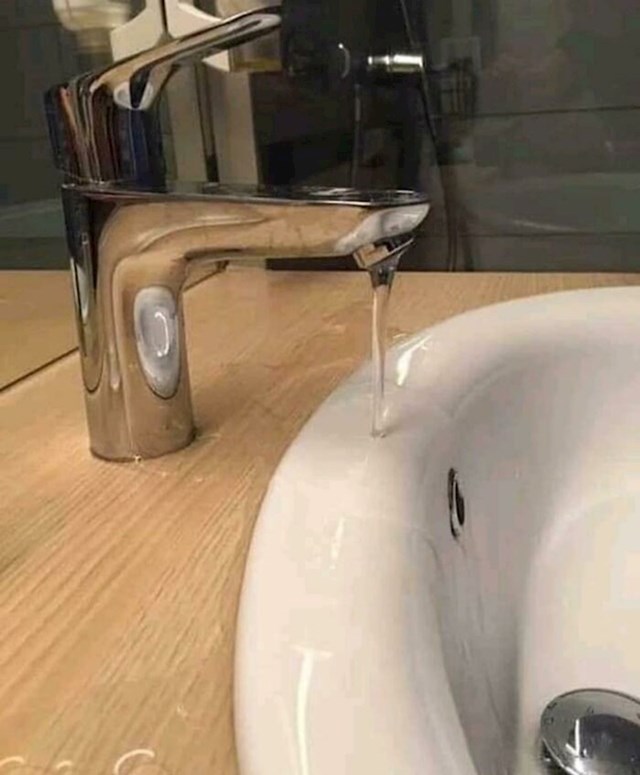 Nadam se da ovog majstora niste skupo platili
