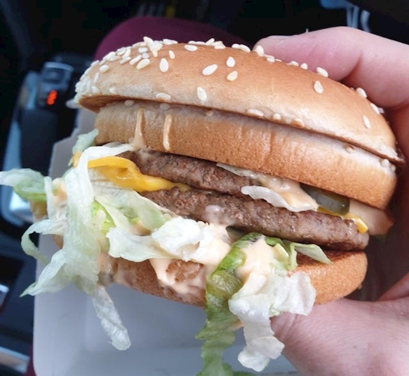 Ah, sve se to i tako smućka u želucu