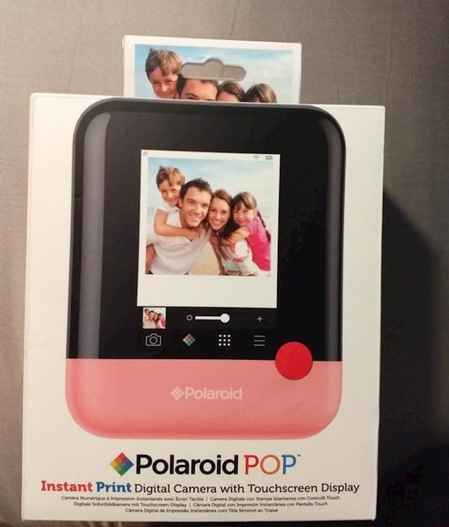 Pakiranje ovog polarioid fotoaparata je savršeno