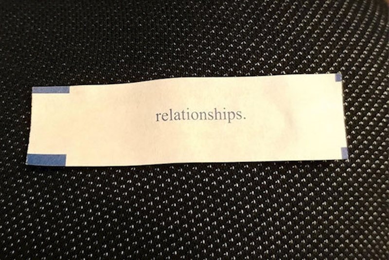 Čak su i autori papirića u keksićima počeli zabušavati