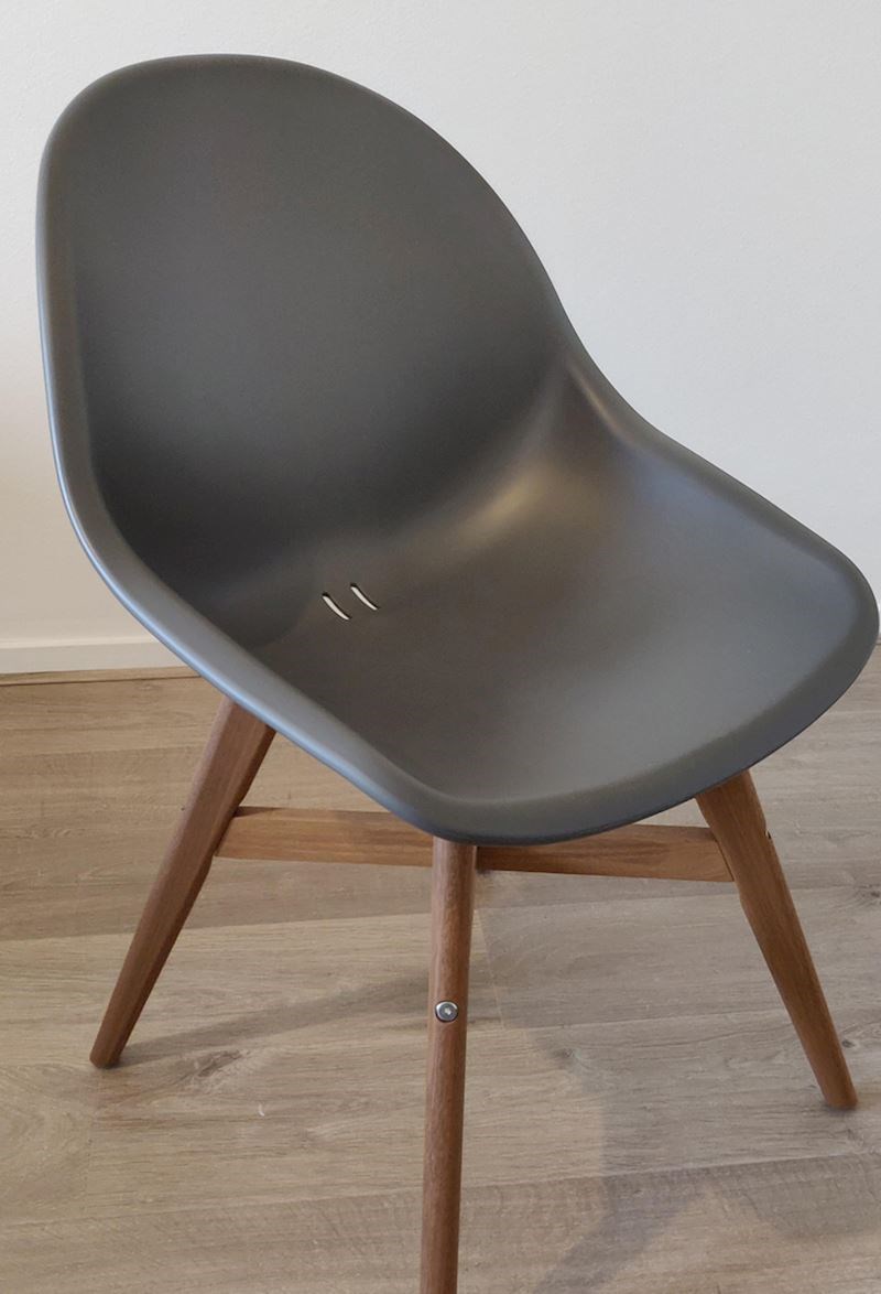 Stolica s ugrađenim sustavom za odvodnju :)